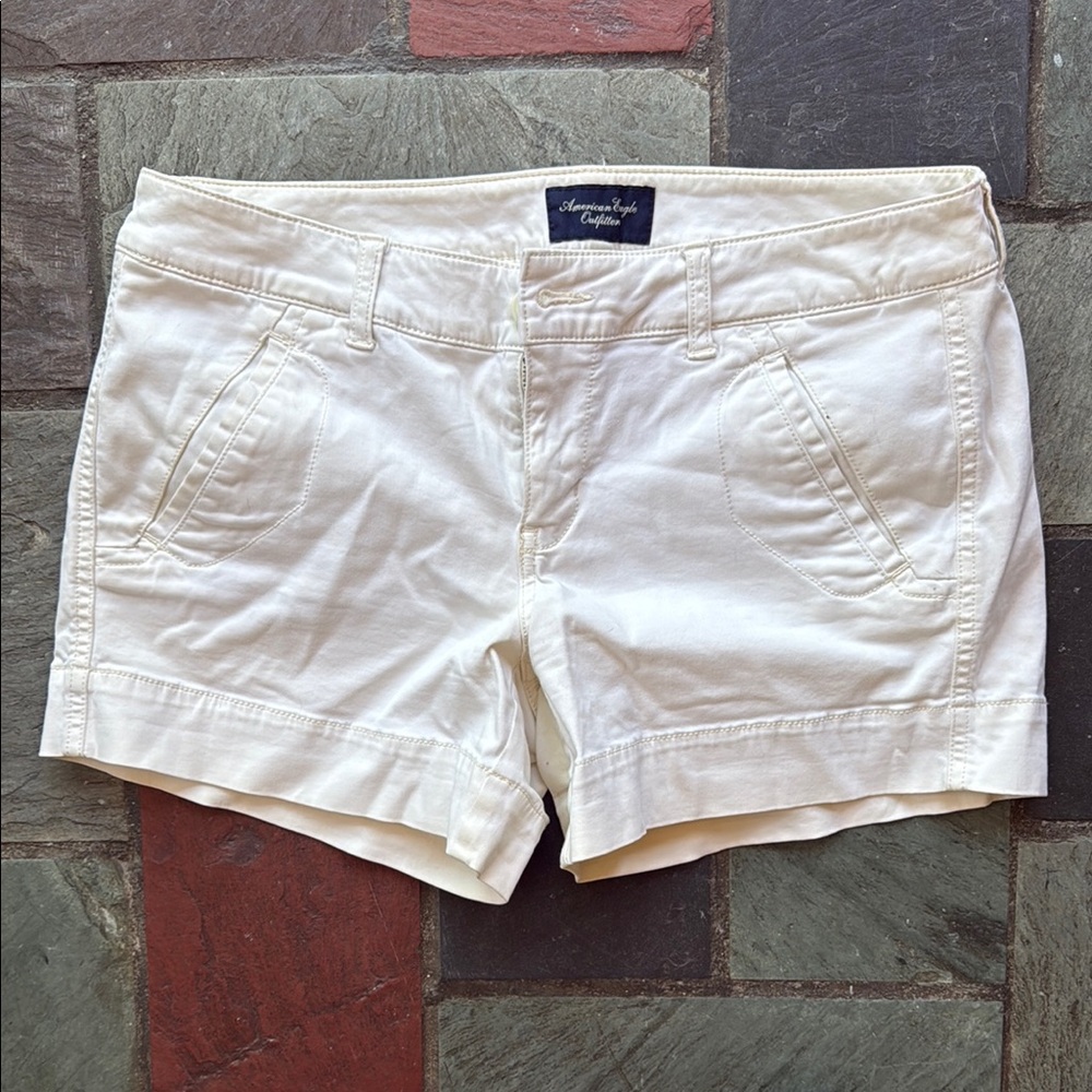 American Eagle Outfitters Women's Cream Shorts
